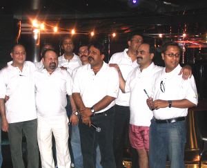 CRUISE TEAM